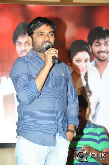 Green-Signal-Movie-Platinum-Disc-Function